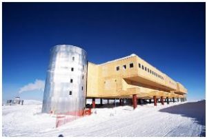 南極建築 1957-2016