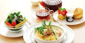 PETER RABBIT Garden Café　ピータラビットガーデンカフェ (1)