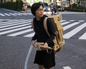 大野萌菜美のダンボール作品展