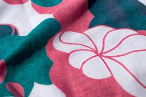 20人の学生による七十二候 季節の四角衣てぬぐい展