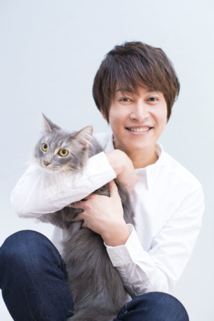 「お菓子の石膏像」のカプセルトイ発売記念展