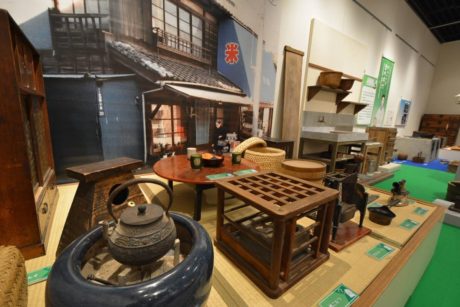 「来て、見て、さわって！昔の道具」展