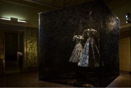 塩田千春展：魂がふるえる