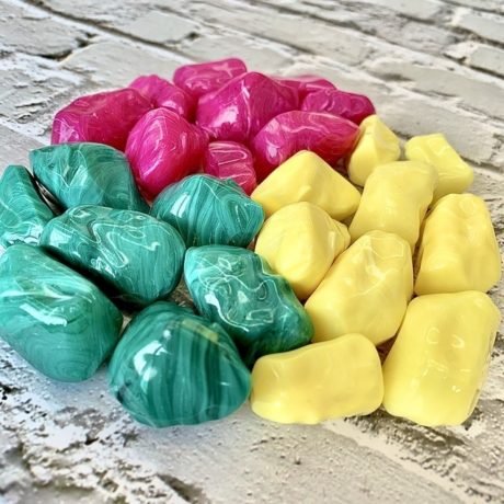 24色の防犯砂利であなたの思い描いたお庭を実現～防犯砂利でギネスブックに挑戦～